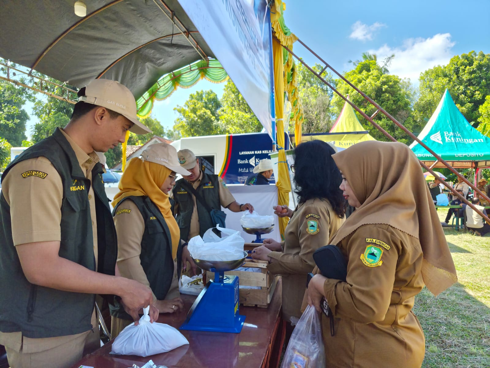 Dinas Perikanan dan Peternakan Kabupaten Kuningan Meriahkan Peringatan Hari Krida Pertanian Tahun 2026
